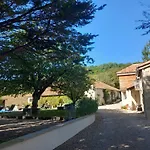 Les De La Treille *