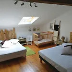 Nyaraló Les De La Treille *
