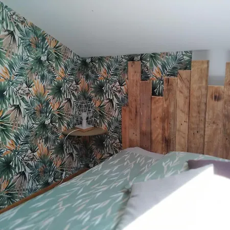 Les De La Treille Holiday home