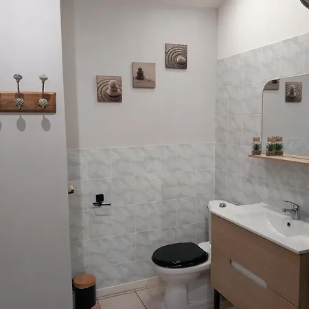 Les De La Treille Casa vacanze Montagrier