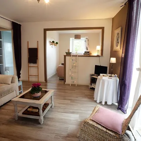 Les De La Treille Casa vacanze Montagrier