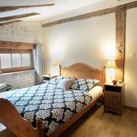 Holiday home Les De La Treille Montagrier