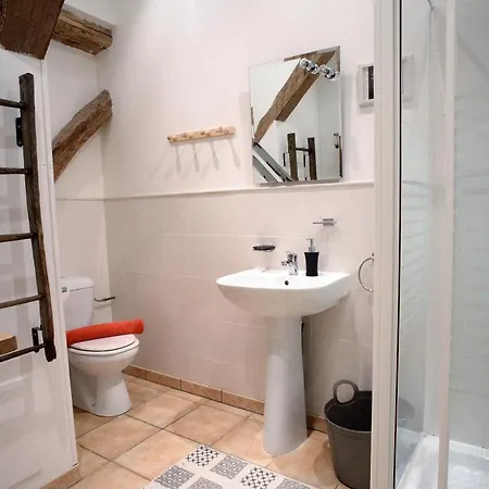 Holiday home Les De La Treille Montagrier